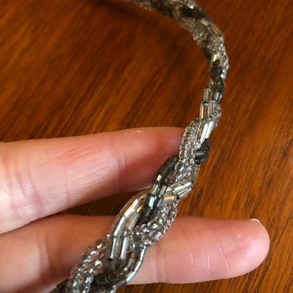 Elastic beaded green and silver headband - Picture 2 of 2